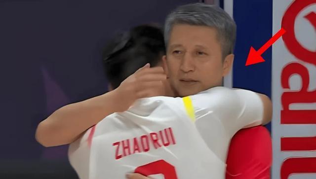 除了胡金秋, amp