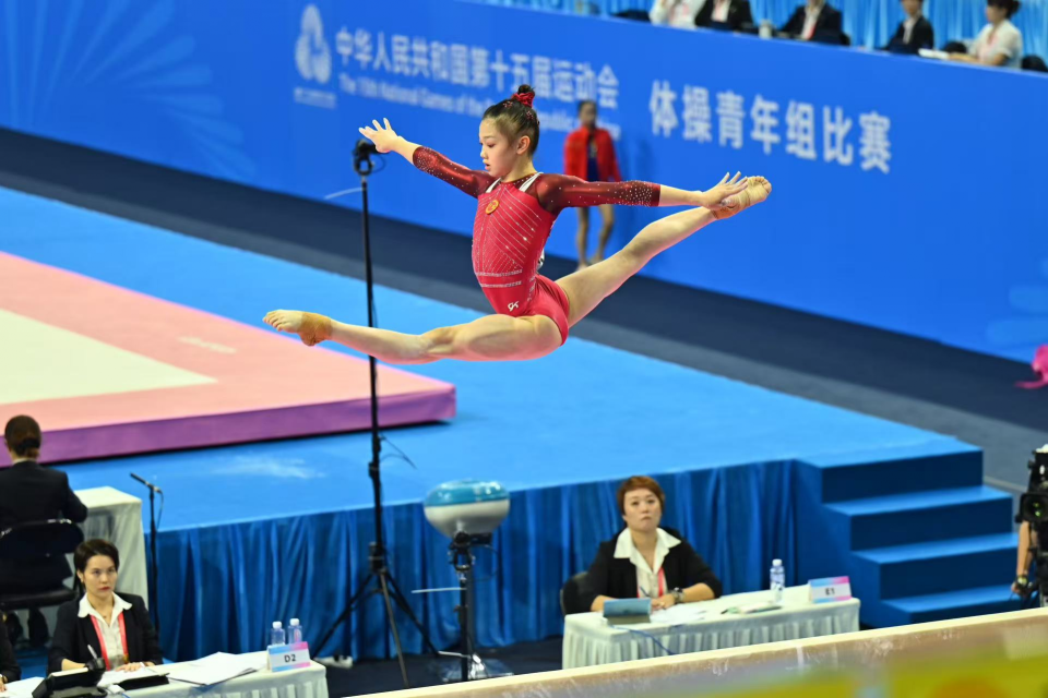 以精准的动, 优势夺冠 以精准的动, 优势夺冠